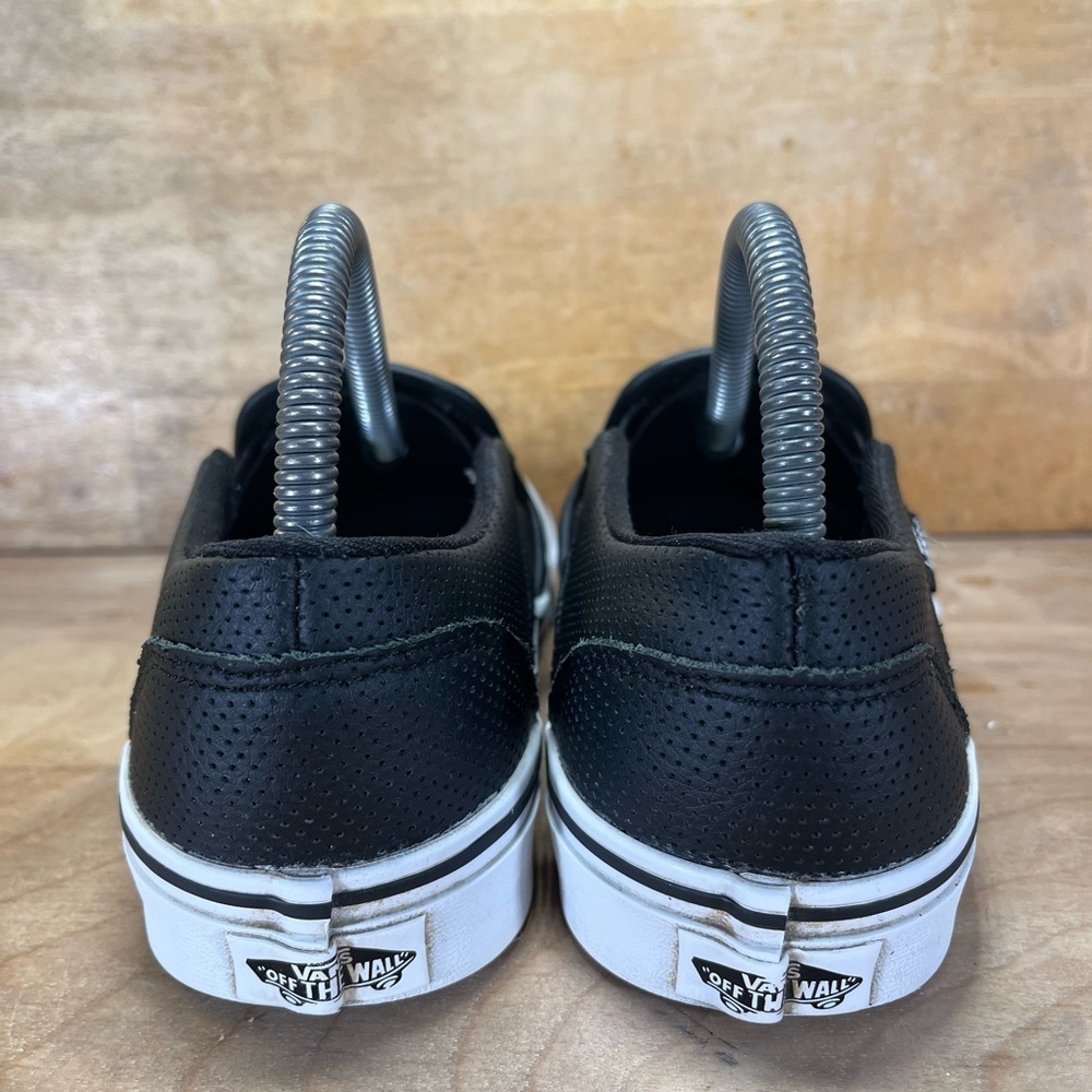 Vans Asher Perforated Womens Size 8 Slip On Shoes Sneakers Black - Picture 4 of 8
